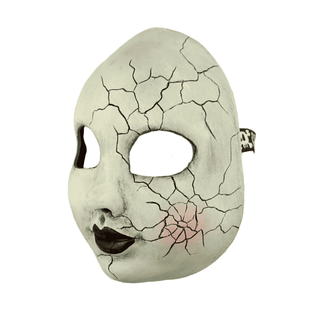 Creepy doll face - Imagen 3