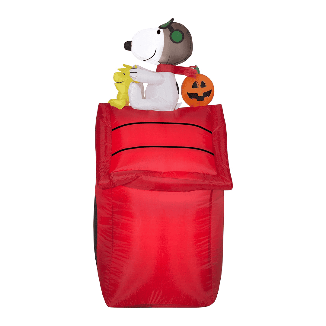 Inflable snoopy piloto con su casita